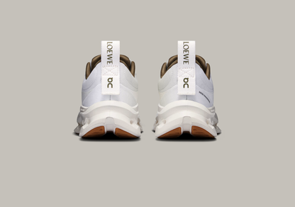 Running Cloudtilt 2 White Khaki